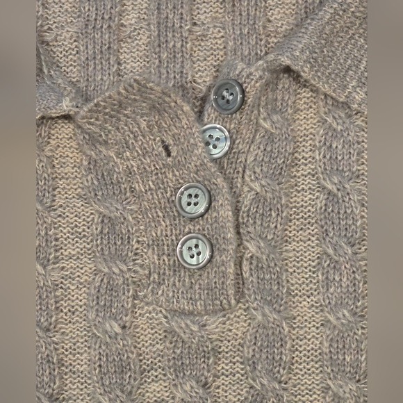 Love By Design Cable Knit Sweater - Picture 5 of 10